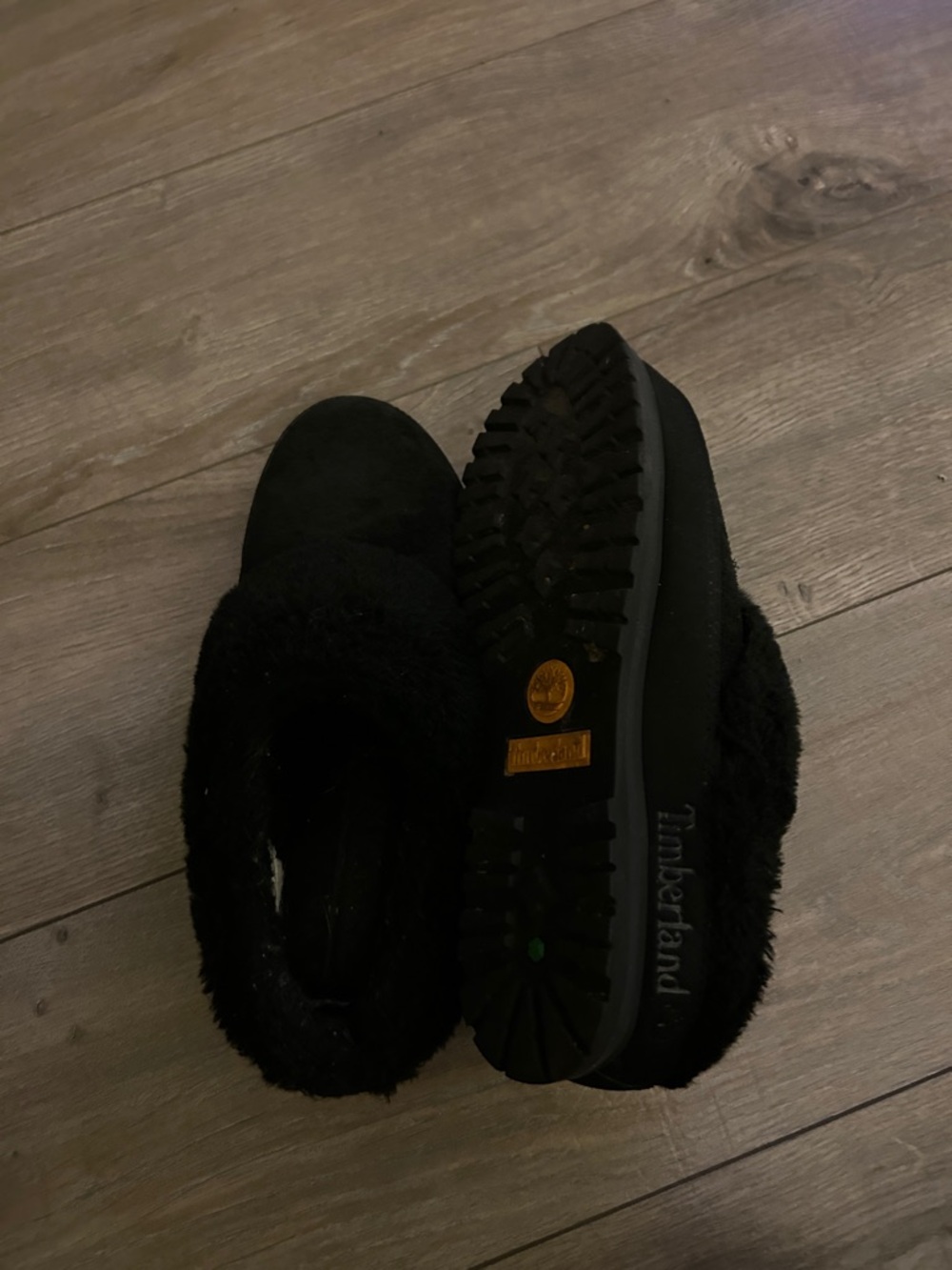 Timberland Women's Black Fleece-Lined Winter Slip-Ons - Picture 2 of 14